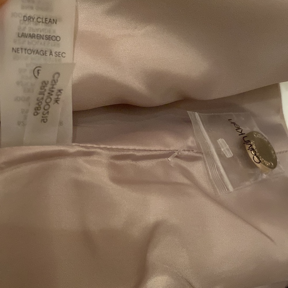 Calvin Klein Women's Two Button Lux Blazer Petite New with Tag - Picture 6 of 6